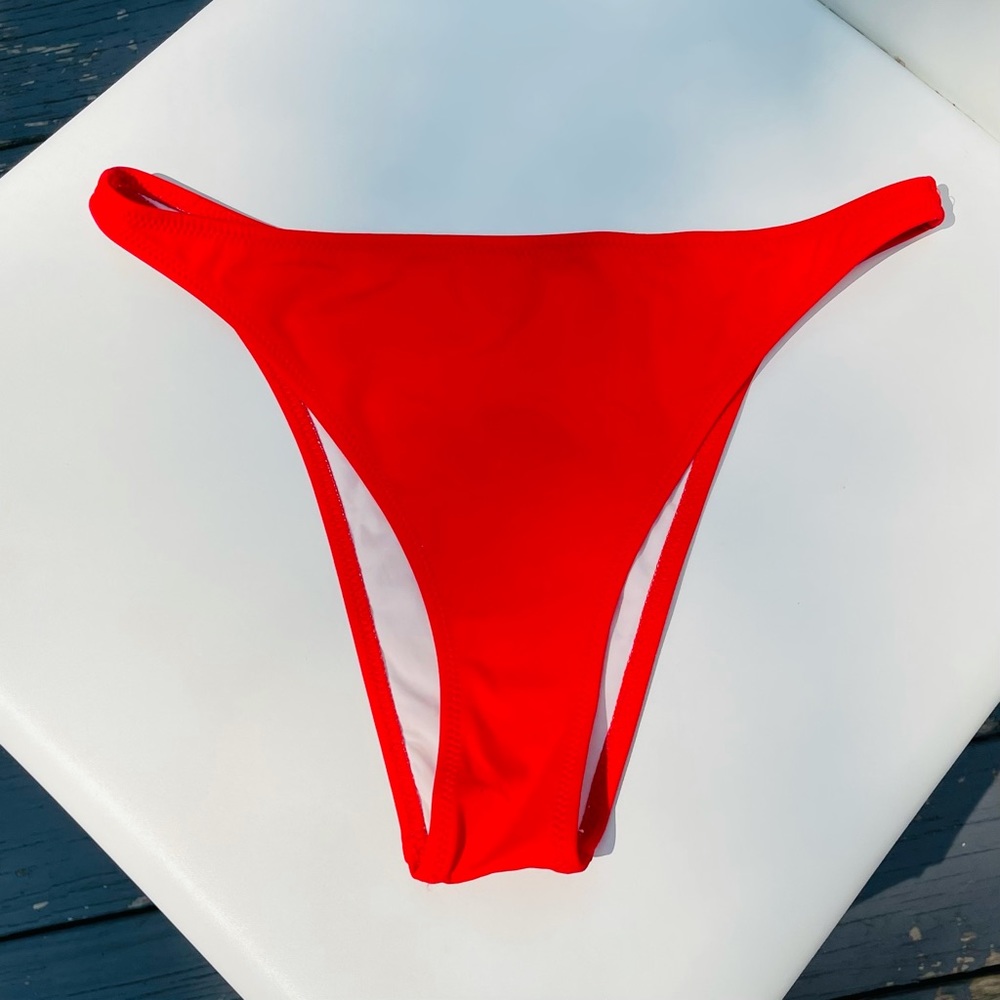 Re/Done For Solid & Striped Bottom. - image 2